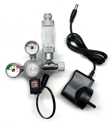 Dual Gauge CO2 Regulator with integrated 12volt Solenoid Kit Side mount with- bubble counter (G5/8)